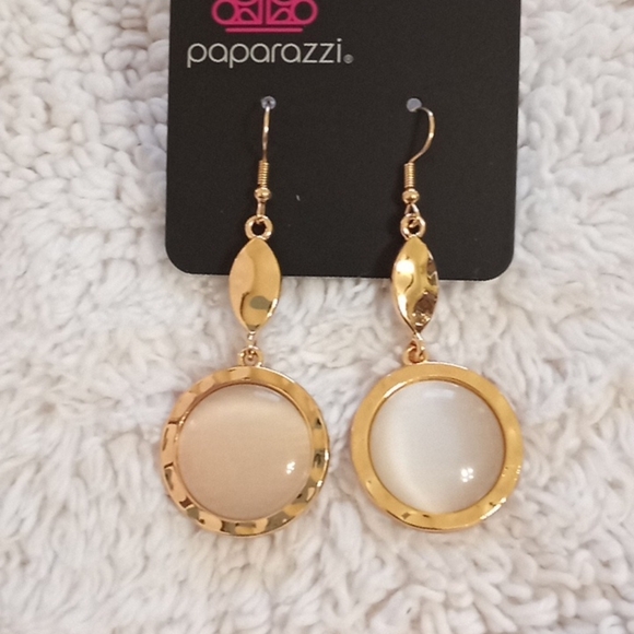 paparazzi Jewelry - Magically Magnificent  Gold Earrings